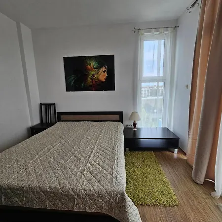 Odisei Large * Neszebar